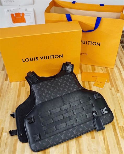 veston louis vuitton|bulletproof louis vuitton vest.